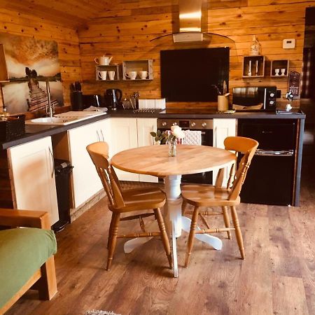 Sunset Cabin Mold Bagian luar foto